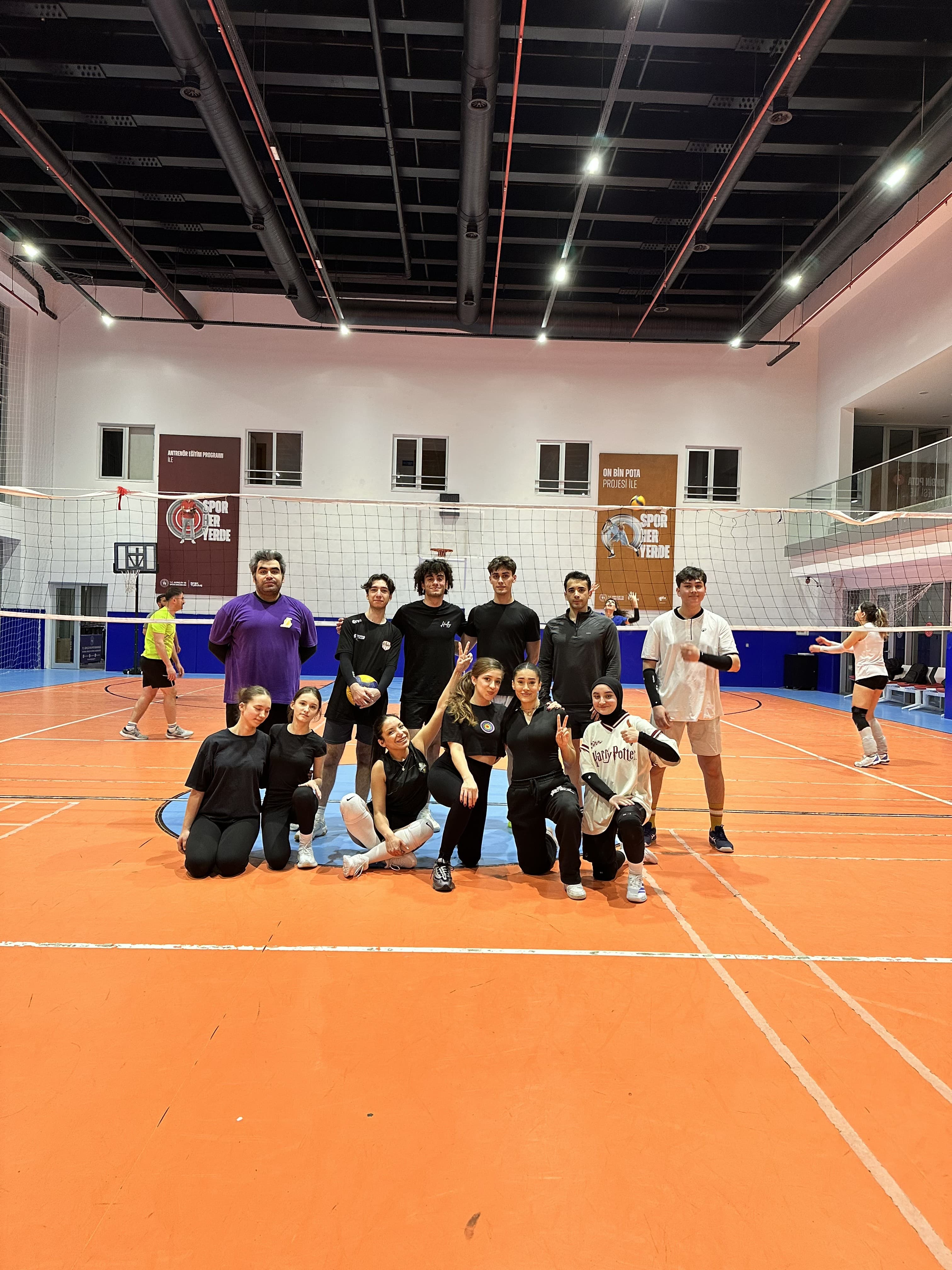 Holly Sport Voleybol etkinliği 9