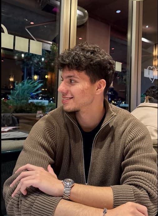 Alper Tunga